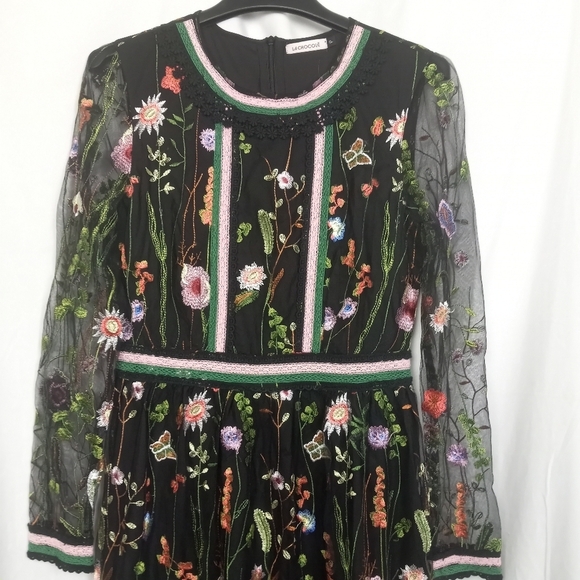 La Chocole Floral Embroidered Dress - Picture 2 of 9